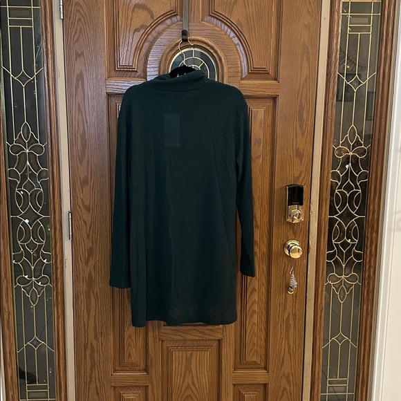 029 Bloomchic Green Waffleknit Hi-Low Sweater - Picture 4 of 6